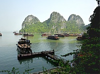 Halong_Bay_05.jpg