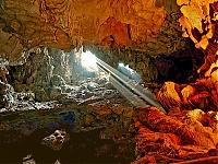 Halongbay_cave.jpg