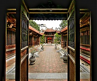 Temple_of_Literature2C_Hanoi03.jpg