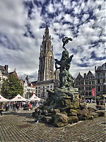 Dateiname=Antwerpen18.jpg
Dateigröße=367KB
Abmessungen: 773x1024
hinzugefügt am: 08. Juni 2018 Antwerpen18.jpg