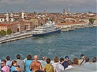 Dateiname=Venedig_2012_11.jpg
Dateigröße=486KB
Abmessungen: 1024x761
hinzugefügt am: 08. Juni 2018 Venedig_2012_11.jpg