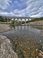 Pont_du_Gard_02.jpg