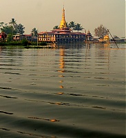 Dateiname=InleLake_23.jpg
Dateigröße=337KB
Abmessungen: 937x1024
hinzugefügt am: 08. Juni 2018 InleLake_23.jpg