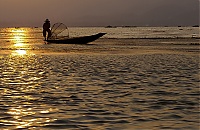 Dateiname=InleLake_41.jpg
Dateigröße=367KB
Abmessungen: 1024x669
hinzugefügt am: 08. Juni 2018 InleLake_41.jpg