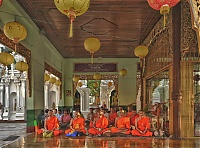 Dateiname=Shwedagon_Pagoda_03.jpg
Dateigröße=281KB
Abmessungen: 1024x759
hinzugefügt am: 08. Juni 2018 Shwedagon_Pagoda_03.jpg