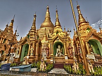 Shwedagon_Pagoda_05.jpg
