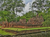 Baneay_Srei_09.jpg