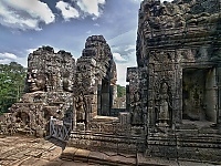 Dateiname=Bayon_05.jpg
Dateigröße=402KB
Abmessungen: 1024x769
hinzugefügt am: 08. Juni 2018 Bayon_05.jpg