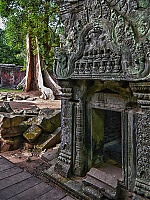 Ta_Phrom_03.jpg