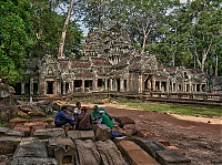 Ta_Phrom_04.jpg