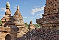 Dateiname=1073_Burma_Bagan_ji.jpg
Dateigröße=600KB
Abmessungen: 1763x1200
hinzugefügt am: 04. April 2021 1073_Burma_Bagan_ji.jpg