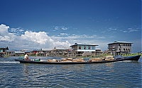 219_Burma_Inle_Lake_ji.jpg