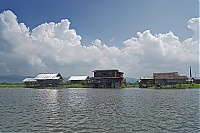 220_Burma_Inle_Lake_ji.jpg