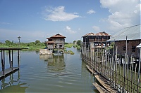 222_Burma_Inle_Lake_ji.jpg