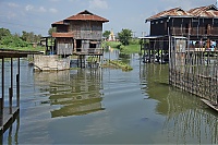 223_Burma_Inle_Lake_ji.jpg