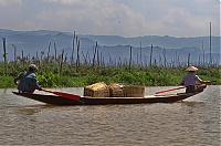 257_Burma_Inle_Lake_ji.jpg