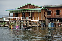 334_Burma_Inle_Lake_ji.jpg