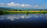 356_Burma_Inle_Lake_ji.jpg