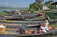 385_Burma_Inle_Lake_ji.jpg