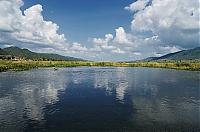 436_Burma_Inle_Lake_ji.jpg