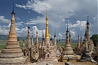 499_Burma_Inle_Lake_ji.jpg