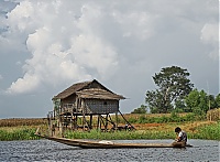 534_Burma_Inle_Lake_ji.jpg