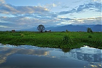 635_Burma_Inle_Lake_ji.jpg