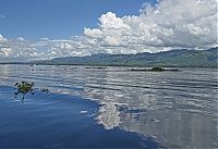 686a_Burma_Inle_Lake_ji.jpg