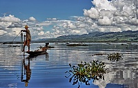 Dateiname=694_Burma_Inle_Lake_ji.jpg
Dateigröße=563KB
Abmessungen: 1800x1147
hinzugefügt am: 04. April 2021 694_Burma_Inle_Lake_ji.jpg