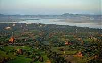 738_Burma_Bagan_ji.jpg