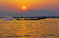 Inle_lake_shan_state_132_ji.jpg