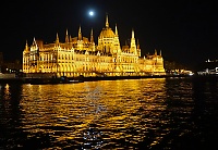 Dateiname=Budapest_040_ji.jpg
Dateigröße=721KB
Abmessungen: 1600x1108
hinzugefügt am: 28. Dezember 2020 Budapest_040_ji.jpg