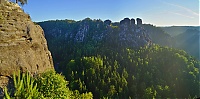 Dateiname=Elbsandsteingebirge_061-062_ji.jpg
Dateigröße=504KB
Abmessungen: 1600x792
hinzugefügt am: 28. Dezember 2020 Elbsandsteingebirge_061-062_ji.jpg